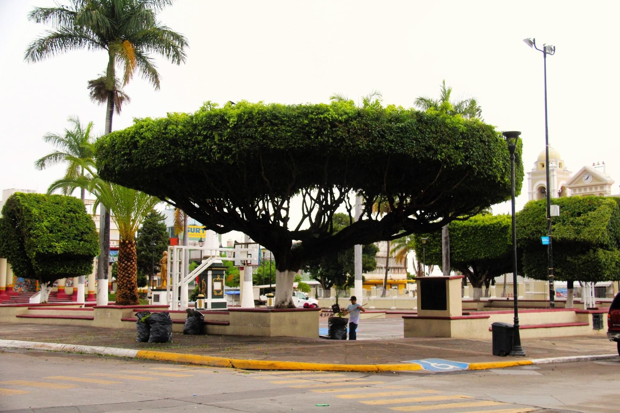 Plaza principal de Xalisco