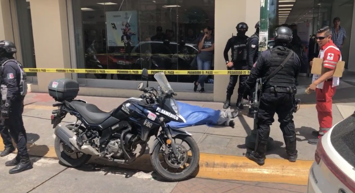 Hombre muerto en cinta asfáltica en Tepic