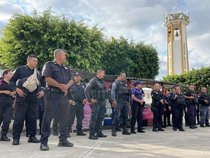Policías Municipales en la Dos de Agosto