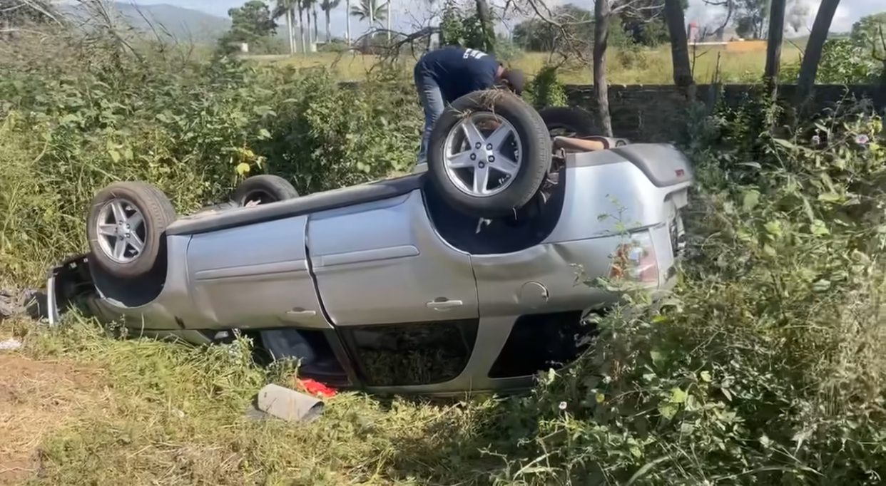 Auto volcado