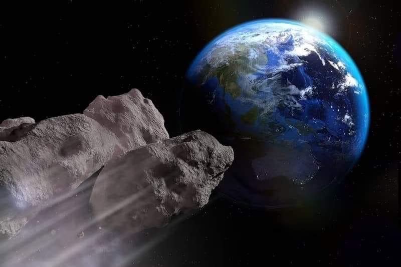 Cometa hacía la tierra