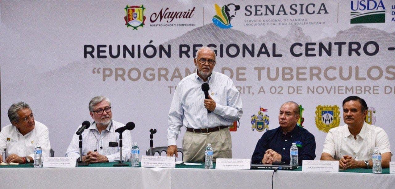 Navarro impulsa ganadería y combate tuberculosis en Nayarit