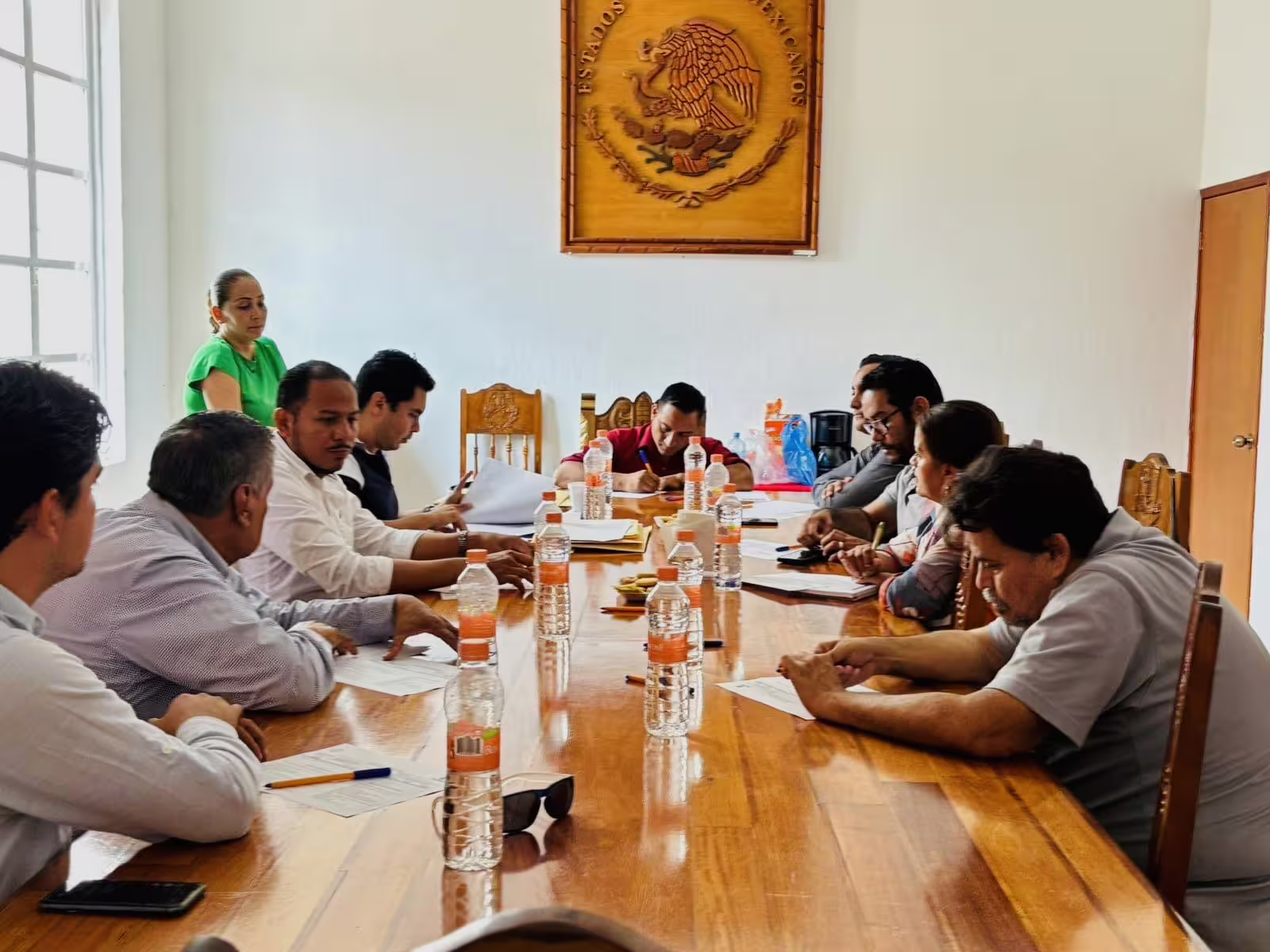 Reunión en cabildo de Ahuacatlán