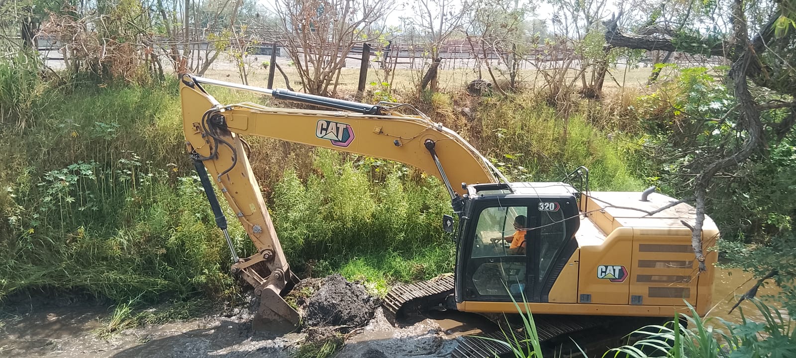 desazolve en Ahuacatlán