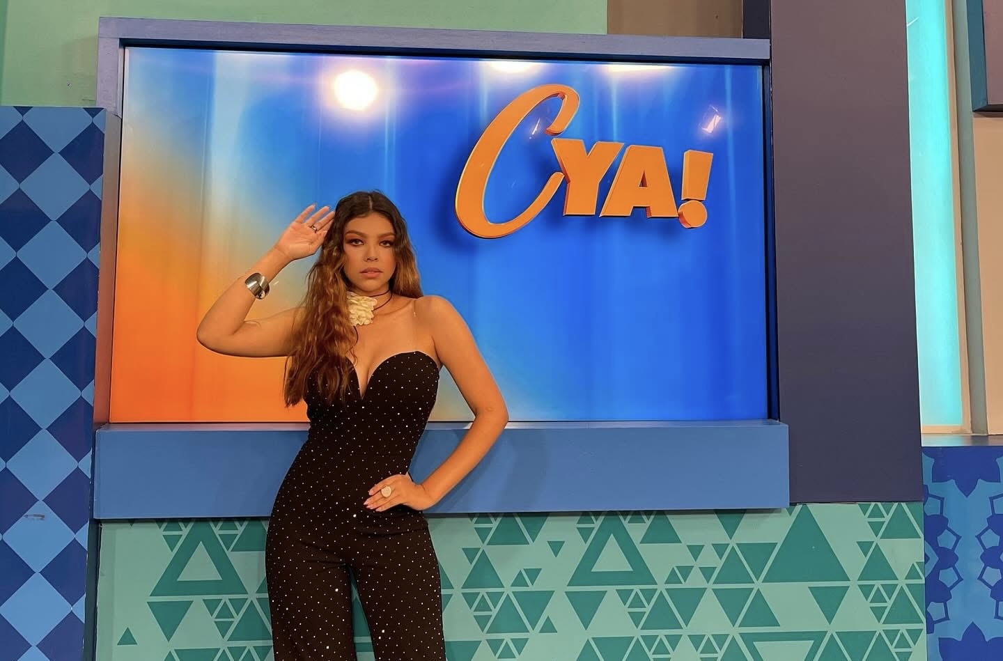 Joven Suribreyza en Cuéntamelo Ya