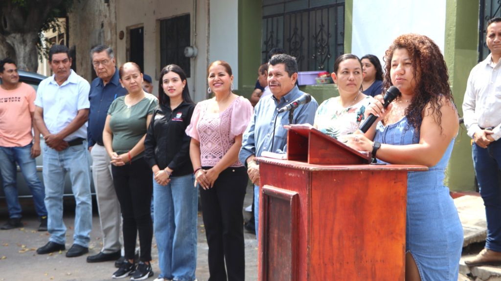 Presidente Dr. Manolo Andalón da arranque a la rehabilitación del drenaje sanitario en Ahuacatlán