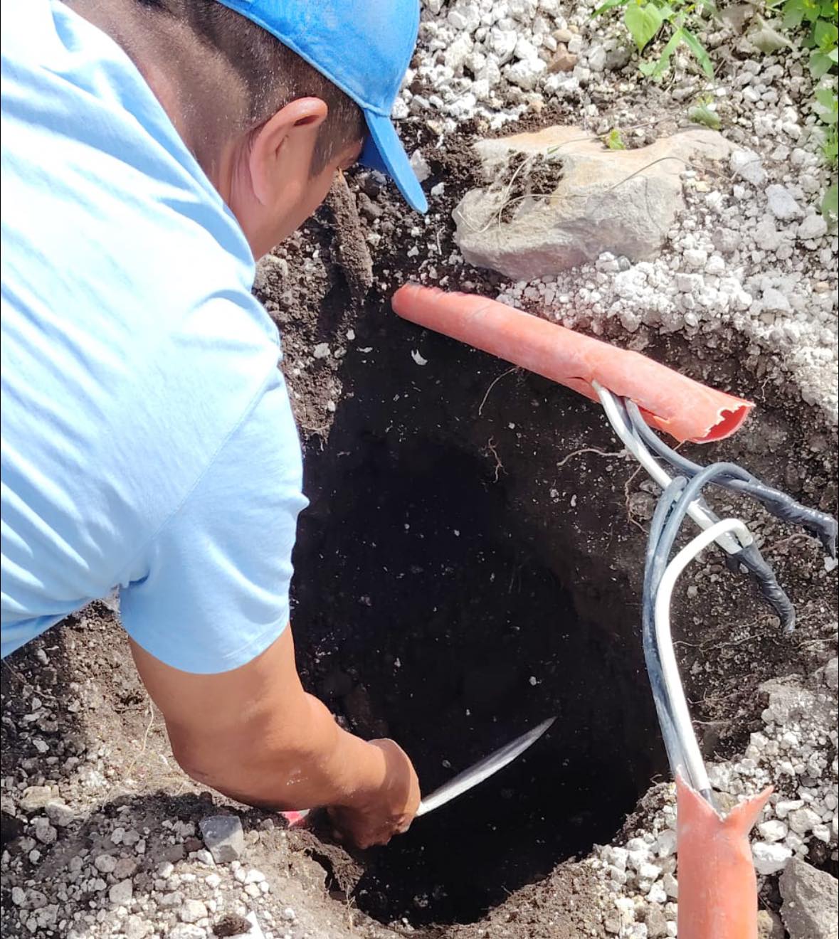 Ayuntamiento de Jala instala registros eléctricos en avenida Tampico para reforzar alumbrado público