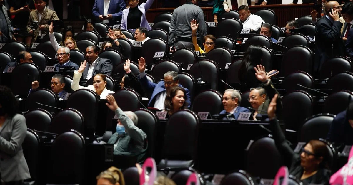 Diputados aprueban reforma a la Ley Aduanera en medio del escándalo del “huachicol fiscal”
