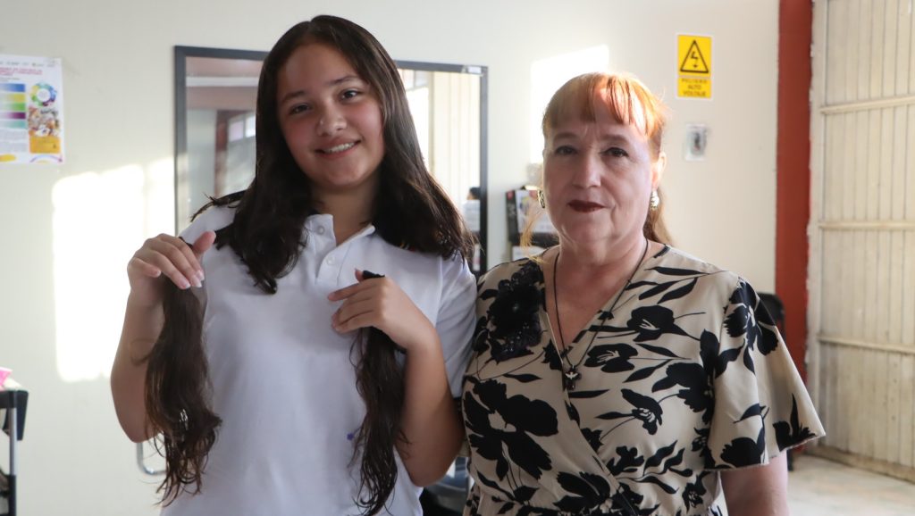 Donación de cabello en Ahuacatlán fortalece apoyo a mujeres y niñas en tratamiento oncológico