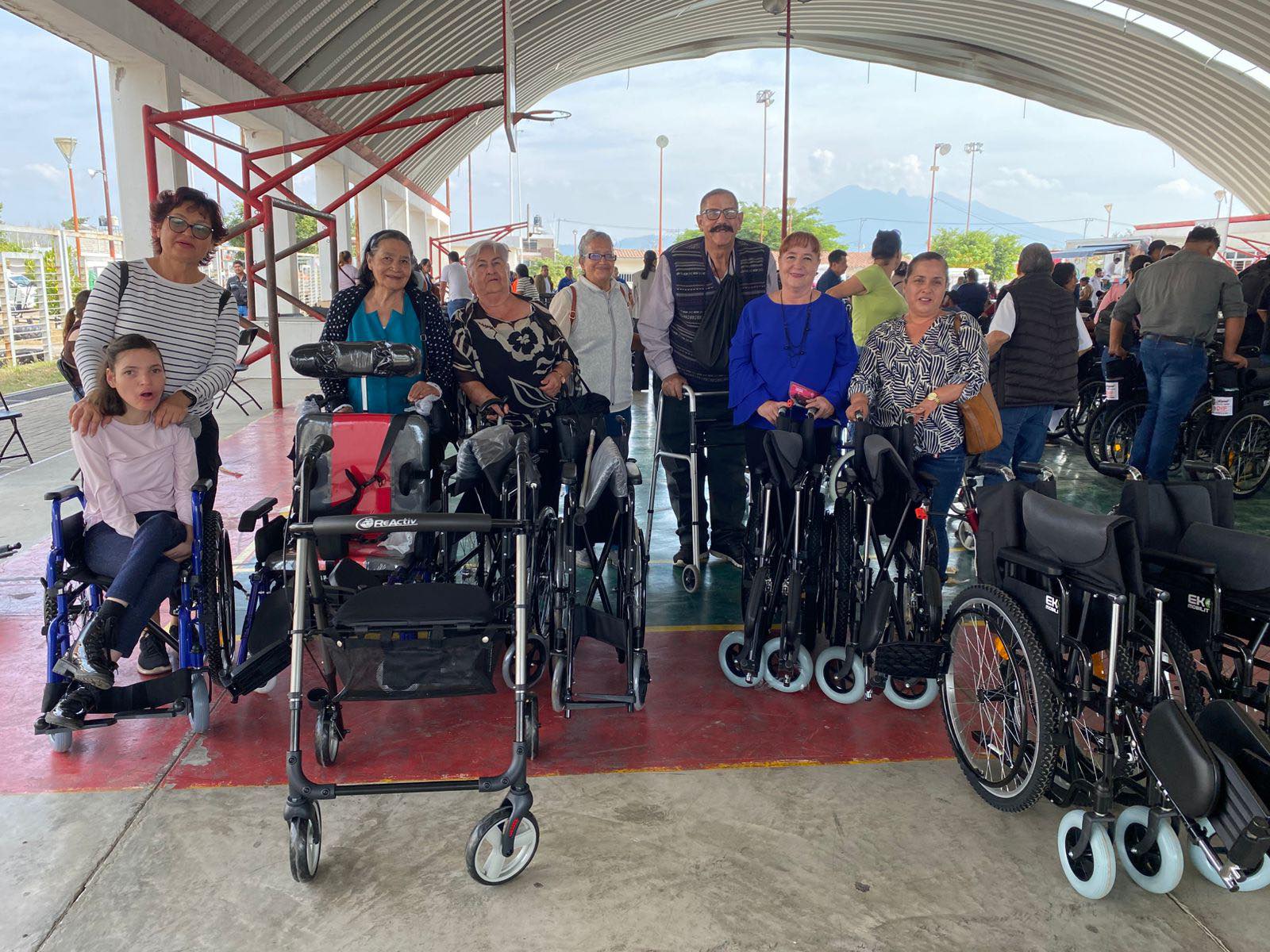 Apoyo discapacidad Ahuacatlán fortalece atención social en el municipio