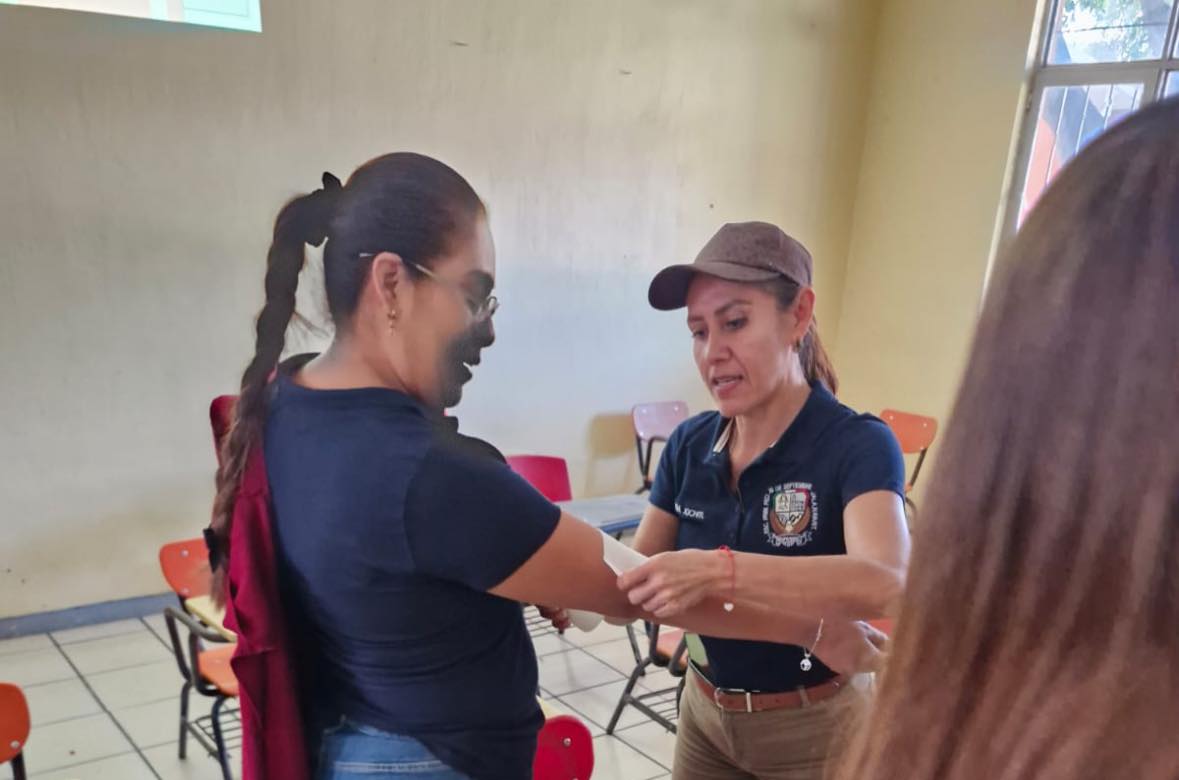 Capacitación primeros auxilios Jala fortalece la seguridad escolar