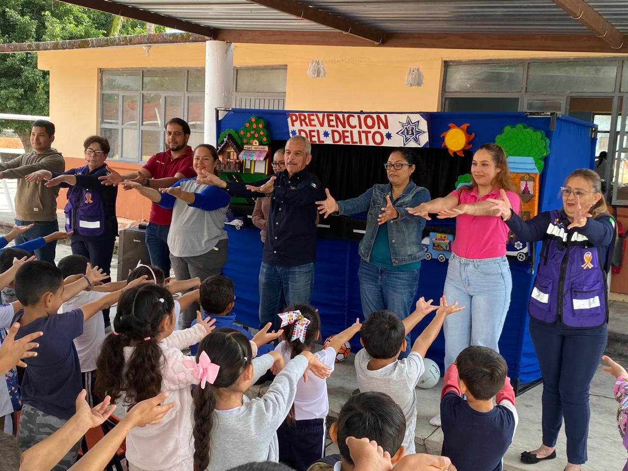 Prevención del delito en Ahuacatlán llega a escuelas con actividades formativas y de conciencia