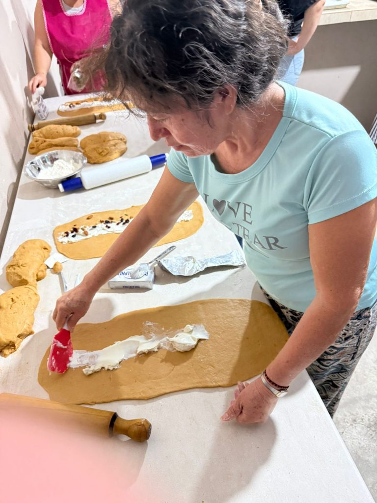 Curso de panadería en Ahuacatlán impulsa el emprendimiento femenino