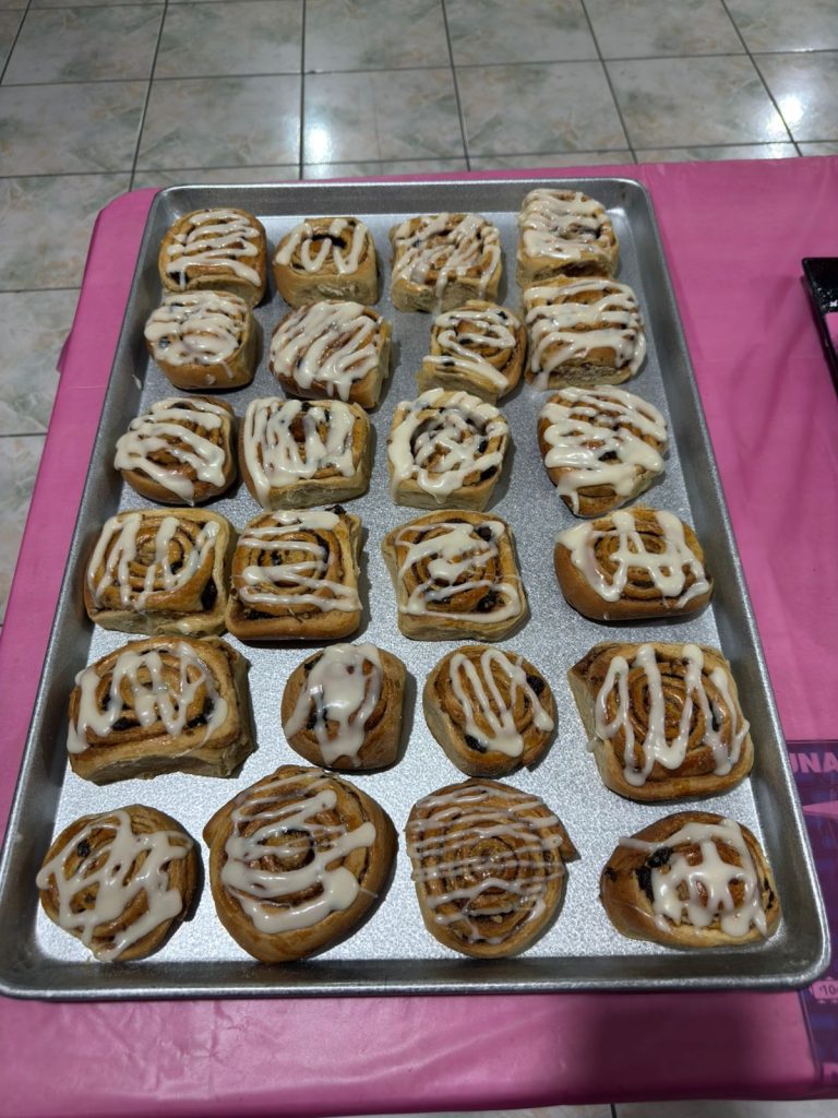 Curso de panadería en Ahuacatlán impulsa el emprendimiento femenino