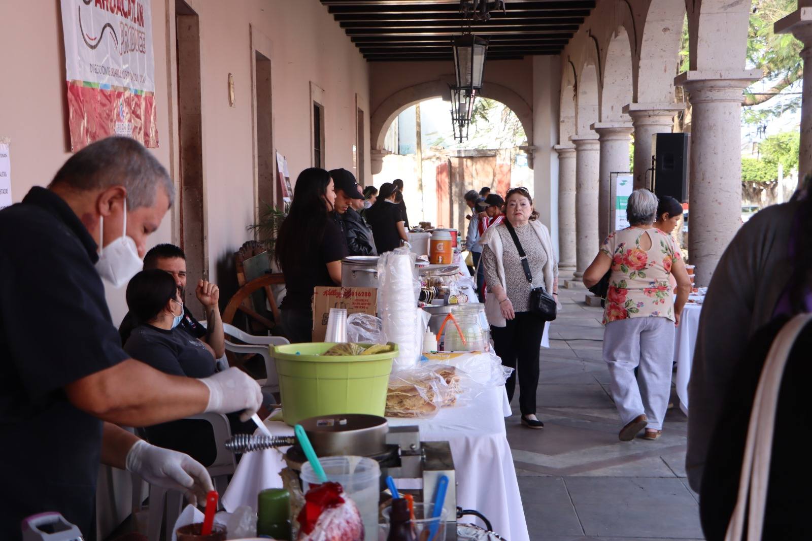 Ahuacatlán impulsa el consumo local con la Expo Ahuacatlán Produce