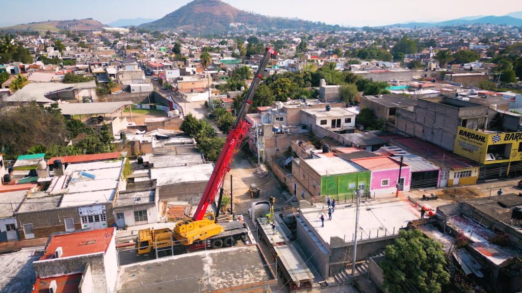 Gobernador destaca avance en la construcción del puente de la calle Ignacio Zaragoza en Tepic