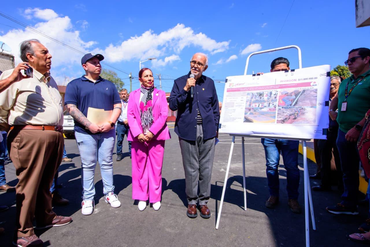Gobernador entrega rehabilitación de la calle México en Xalisco y anuncia obra en Tepic