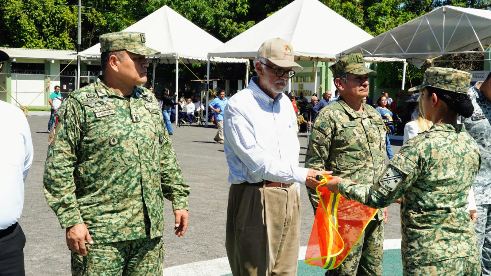 Gobernador encabeza destrucción de máquinas tragamonedas y narcóticos en Tepic