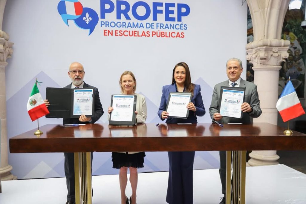Renuevan Programa de Impulso al Idioma Francés en Escuelas Públicas de Aguascalientes