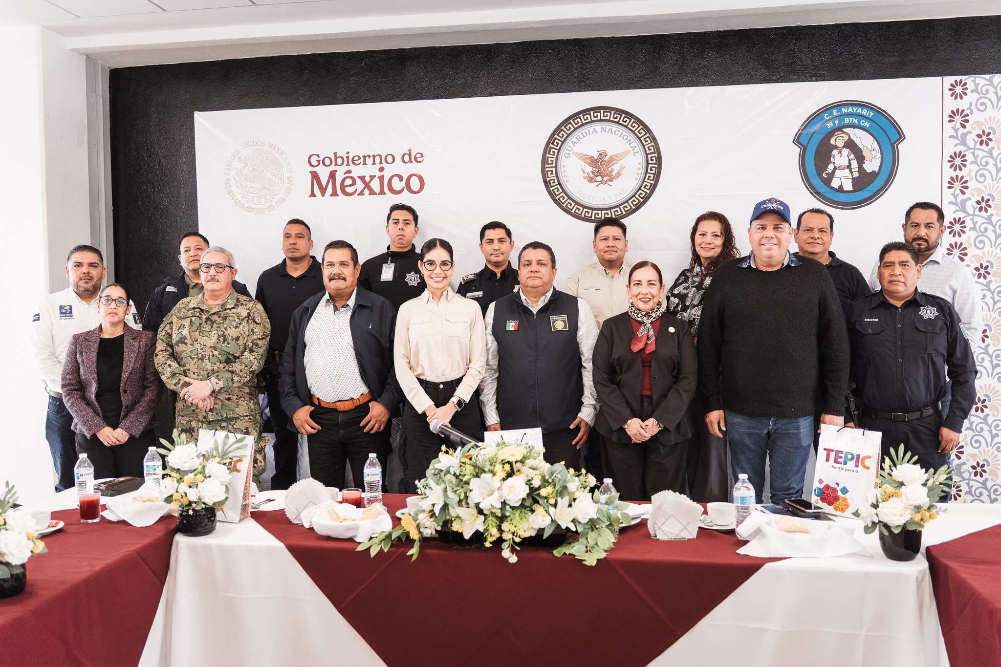 Anabel Guerrero participa en Mesa Regional de Construcción de Paz y Seguridad en Xalisco