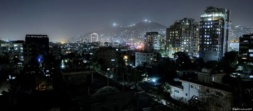 Pakistán bombardea Kabul y declara guerra abierta con Afganistán
