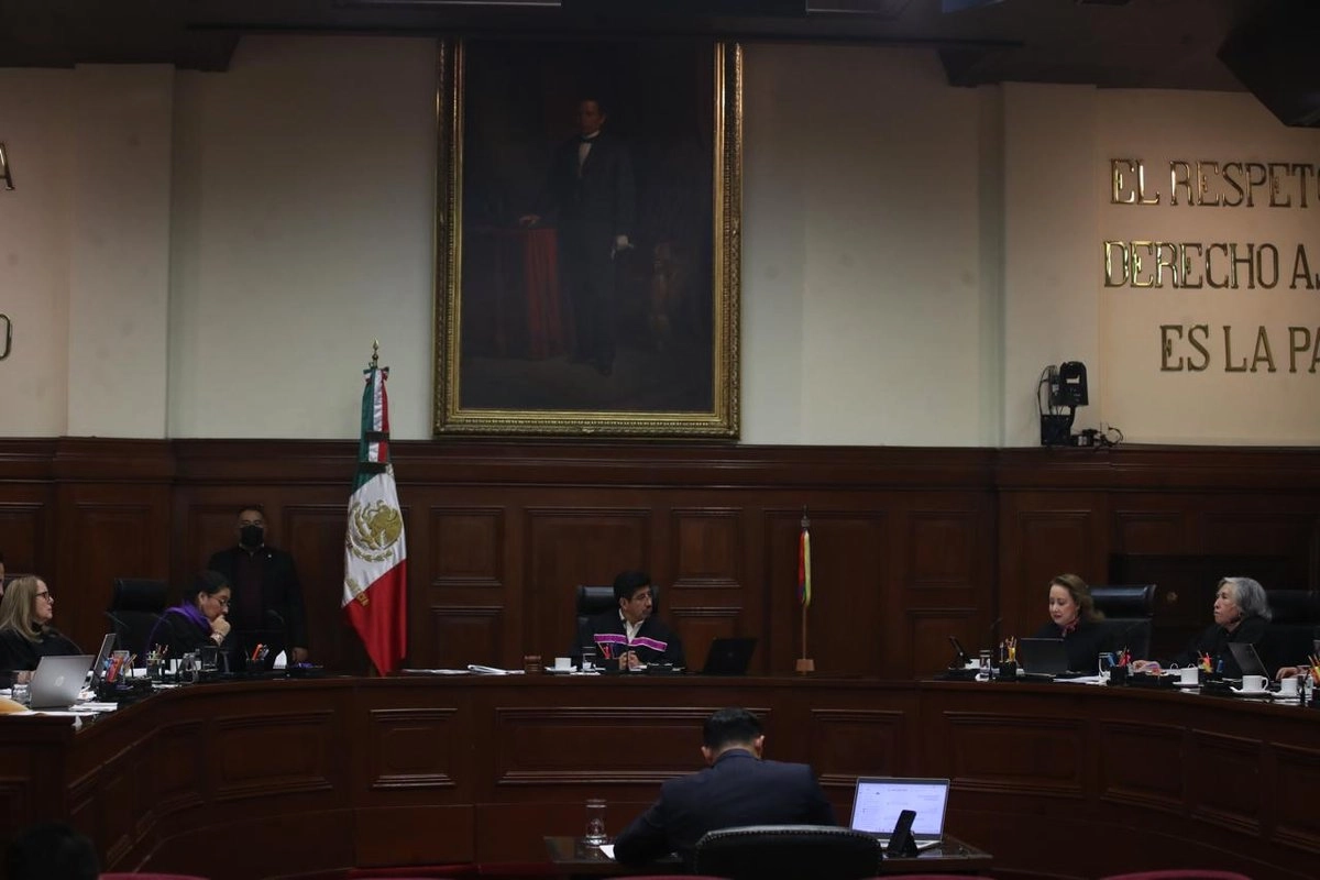 Suprema Corte de Justicia da marcha atrás a prohibición de peleas de gallos y fiesta brava en Tepic, Nayarit