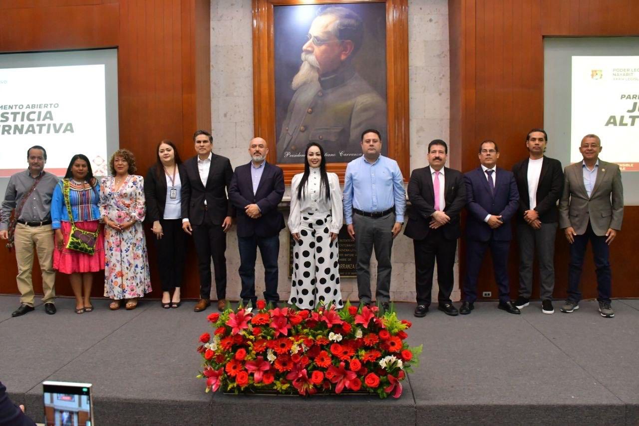 Parlamento Abierto Justicia Alternativa fortalece participación ciudadana en Nayarit