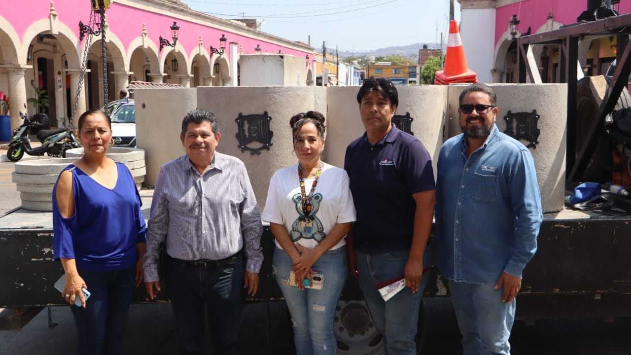 Recibe Ahuacatlán primera entrega de contenedores para fortalecer limpieza y espacios públicos