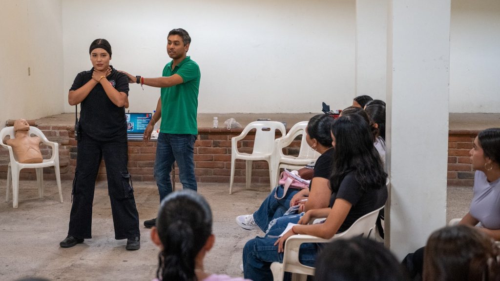 Se realiza Taller de Primeros Auxilios para Mujeres en Amatlán de Cañas