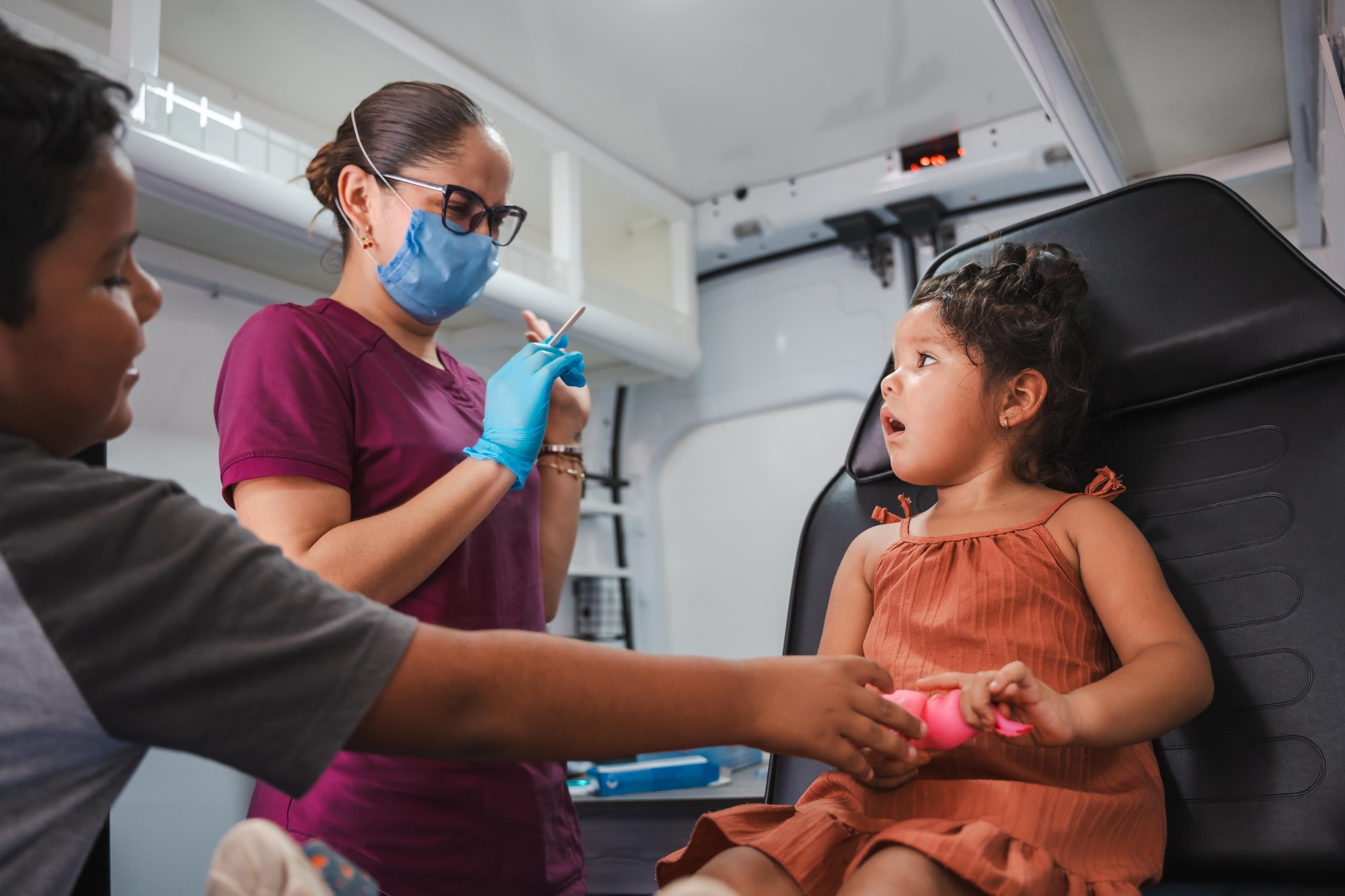 La Gira de la Salud En Grande llega a El Monteón con atención médica gratuita para fortalecer la prevención y el bienestar comunitario