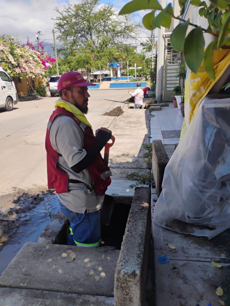Desazolve en Tepic fortalece acciones preventivas durante temporada de lluvias