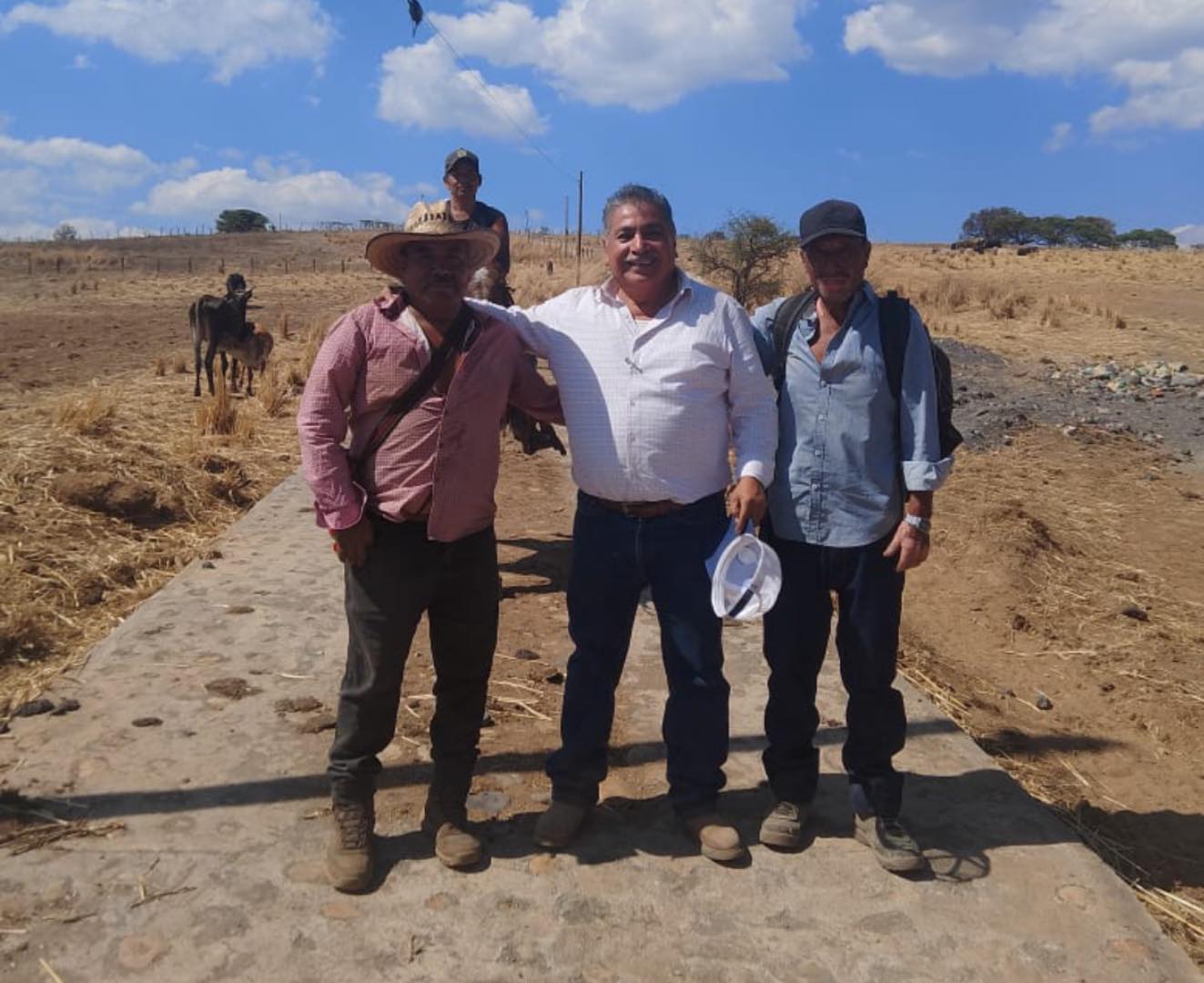 Construcción de empedrado fortalece actividad agrícola en comunidad de Los Aguajes, Jala