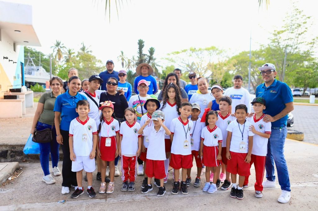 San Blas conmemora el Día Mundial del Medio Ambiente con jornada de limpieza de playas