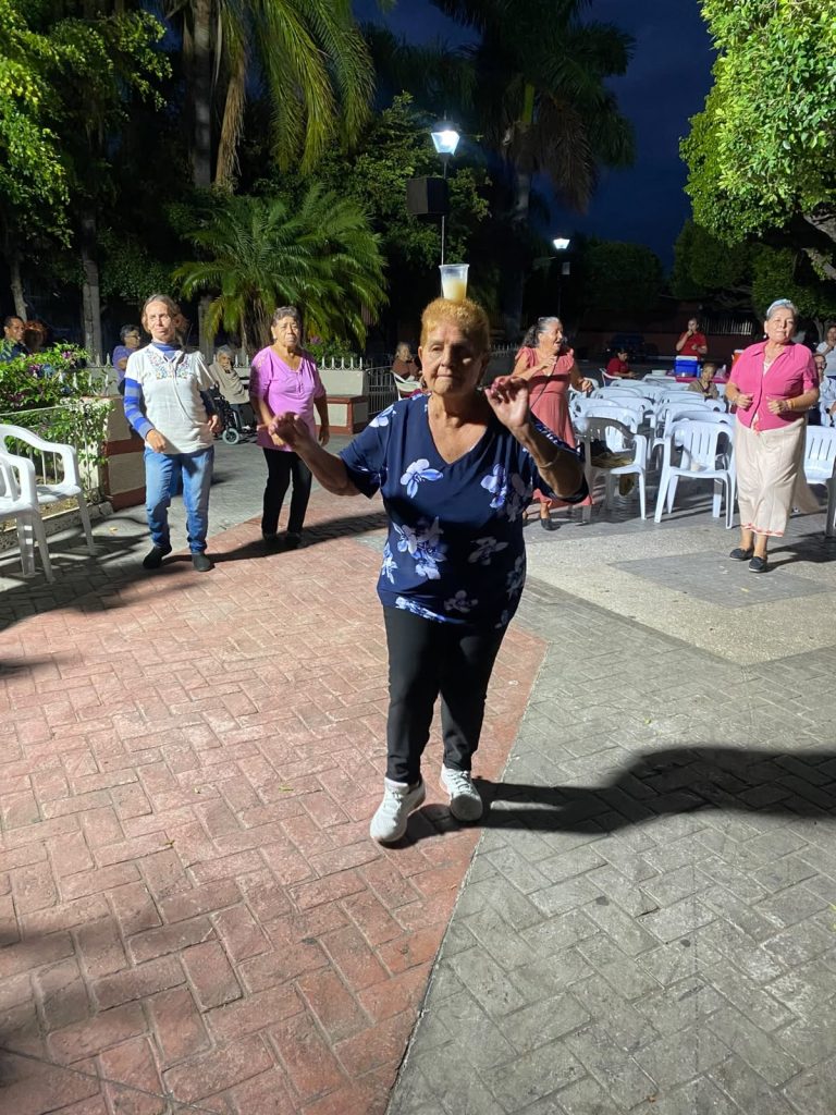 Convivencia y bienestar fortalecen espacios para adultos mayores en Ahuacatlán