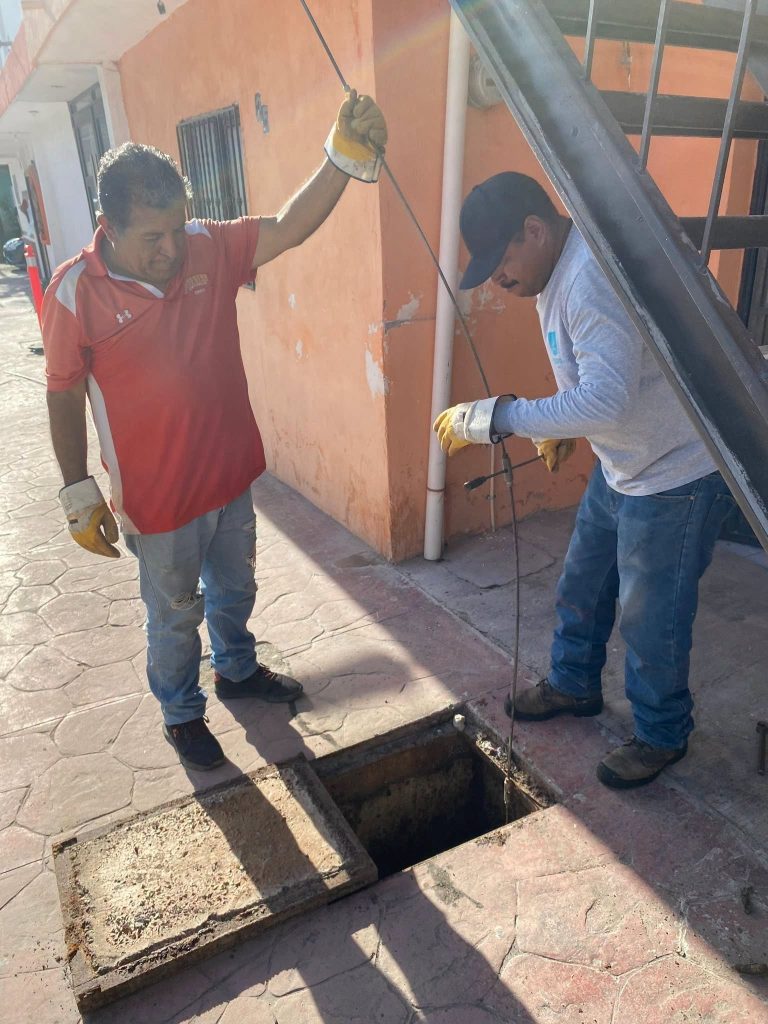 Desazolve Tepic fortalece el mantenimiento preventivo de la red sanitaria