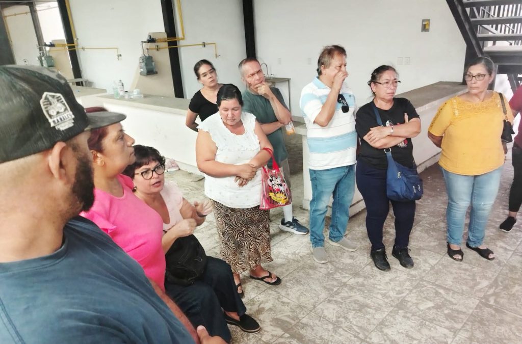 Mercado Municipal de Ahuacatlán avanza hacia su próxima apertura