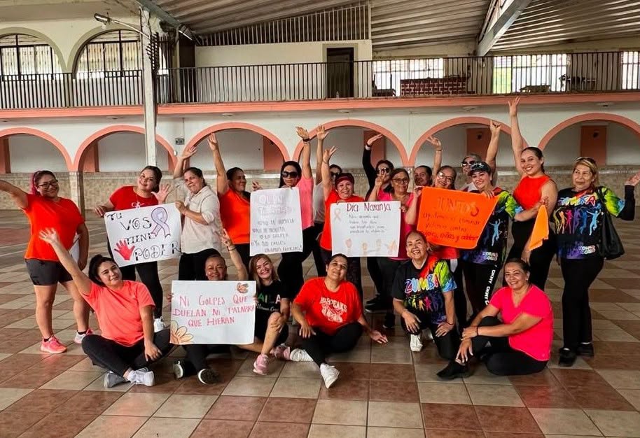 Día Naranja en Ahuacatlán promueve la activación física y la prevención de la violencia contra las mujeres