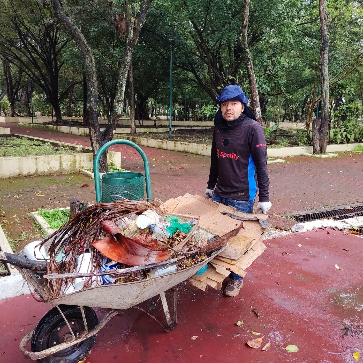 Gobierno de Tepic realiza mantenimiento preventivo en el parque Alameda