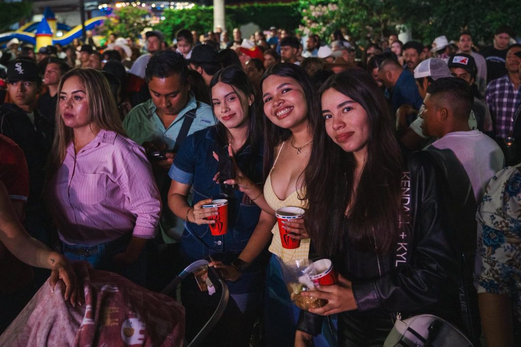 Banda Maguey pone el broche de oro al Día de Santa Ana en las Fiestas de Santo Santiago 2026