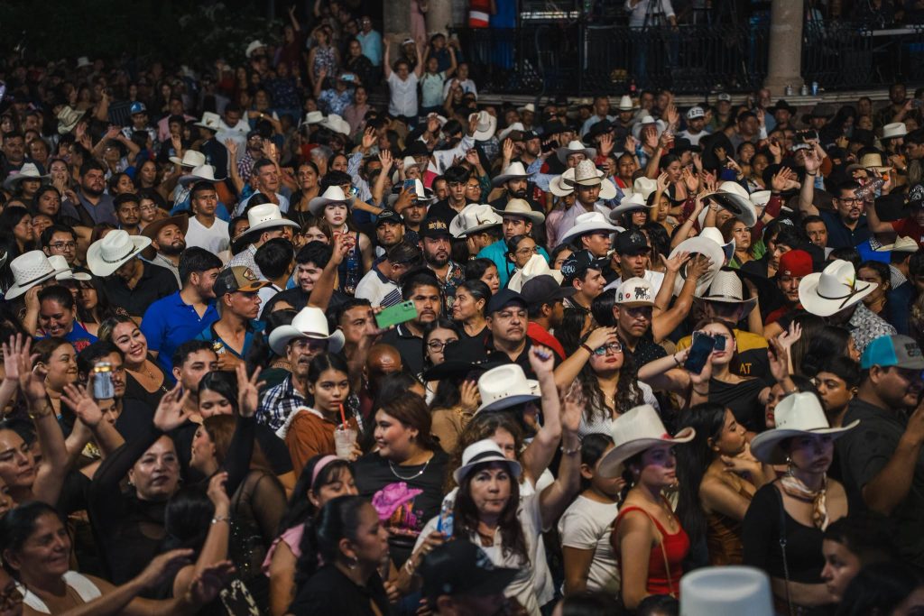 Banda Maguey pone el broche de oro al Día de Santa Ana en las Fiestas de Santo Santiago 2026