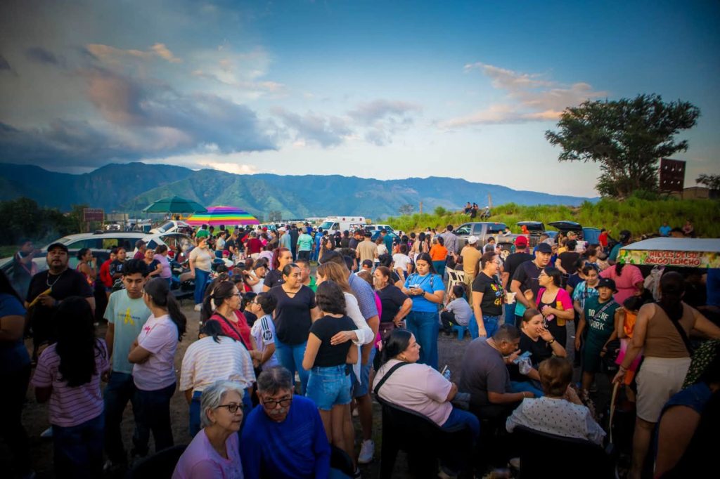 Tradición y convivencia distinguen el Paseo de Santa Anita en Jala