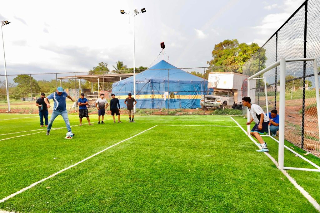 San Blas entrega cancha de Fútbol 5 en Reforma Agraria para fortalecer espacios deportivos