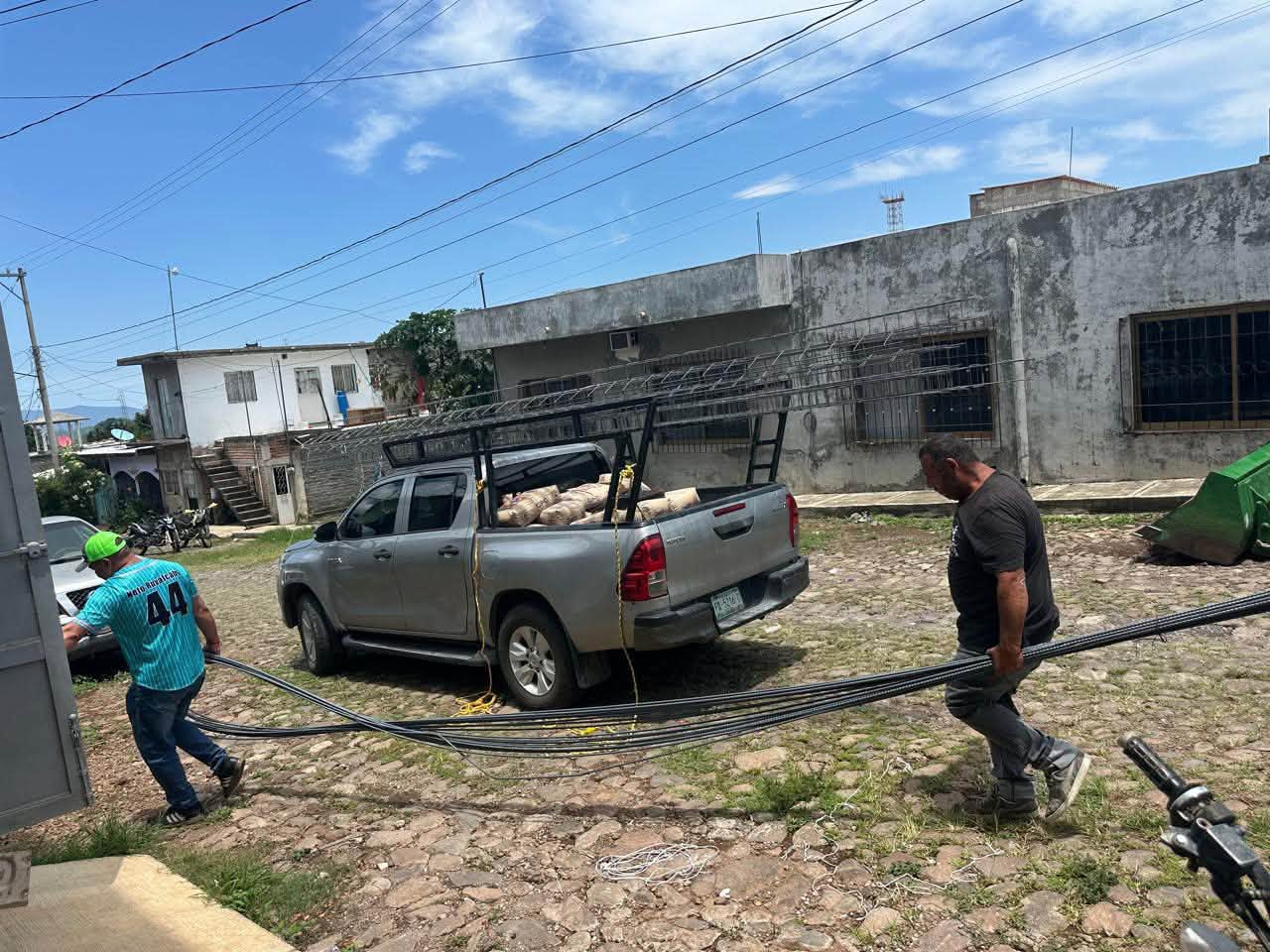 Santa María del Oro entrega materiales subsidiados para el mejoramiento de vivienda