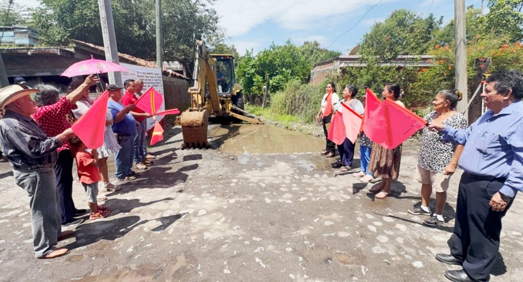 Arranca en Valle Verde obra de empedrado ahogado en la Prolongación Amado Nervo