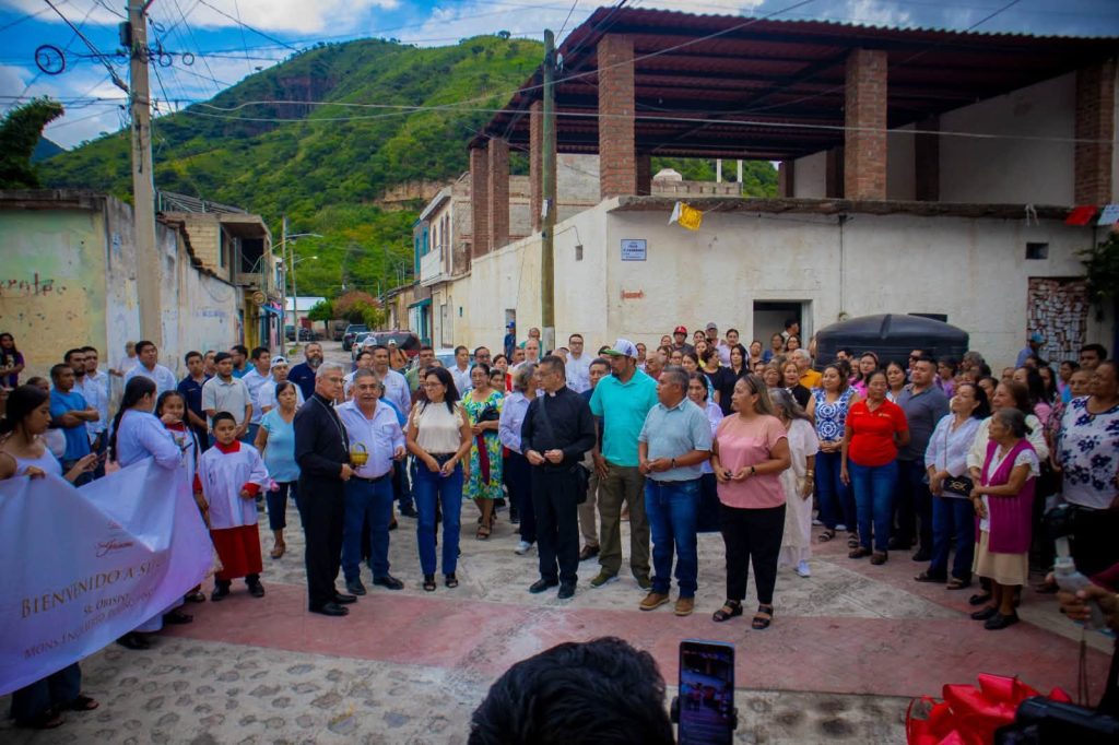 Jala inaugura obra de mejoramiento de la calle Morelia en Jomulco