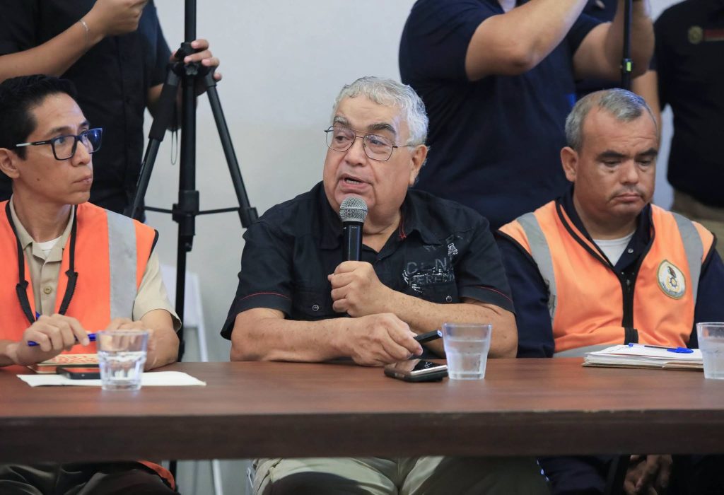 Bahía de Banderas refuerza prevención ante evolución del huracán Polo