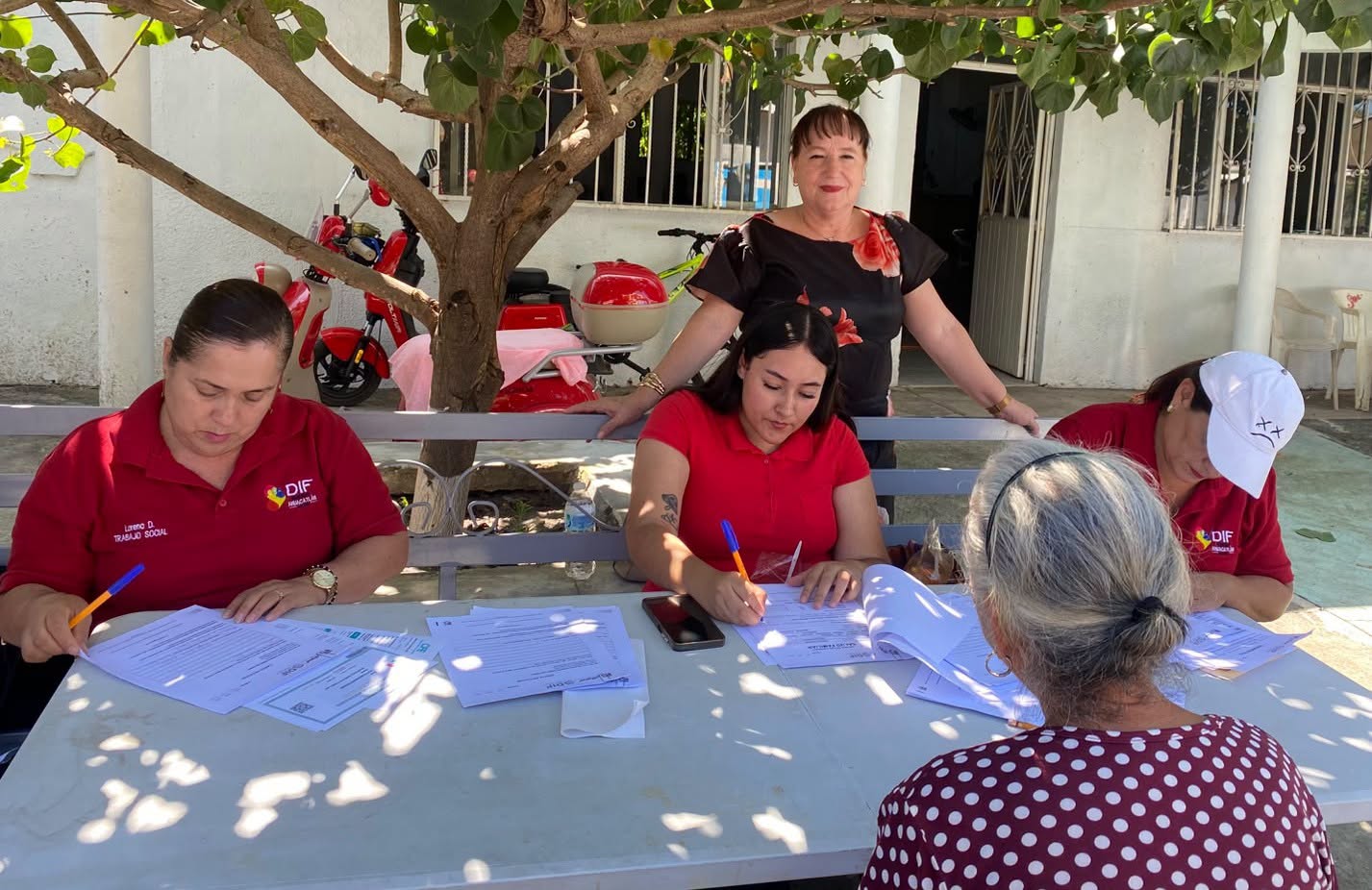Ahuacatlán realiza jornada de exámenes de la vista para acceder a lentes gratuitos en Uzeta