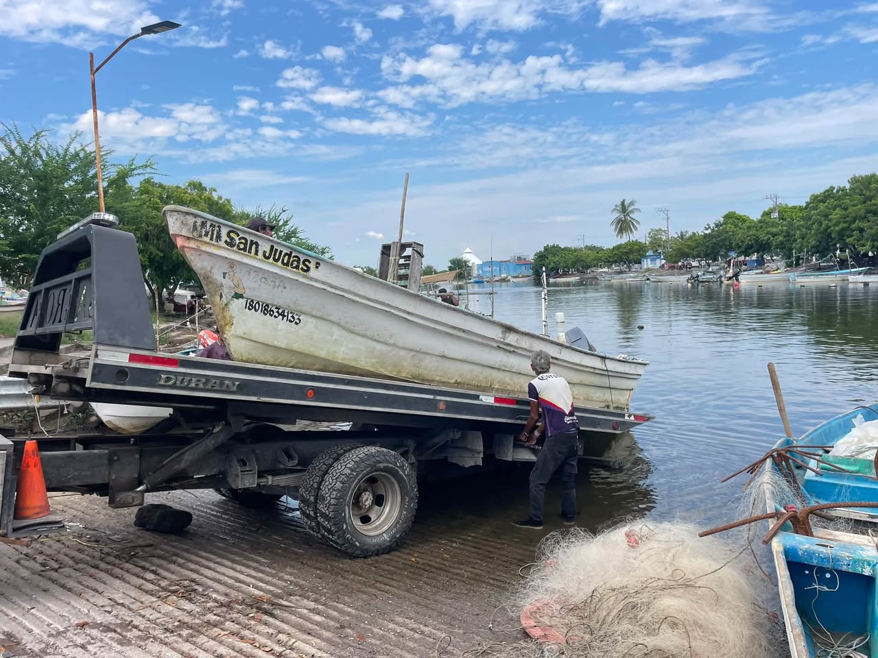 San Blas coordina el regreso de embarcaciones pesqueras a La U y La Playita