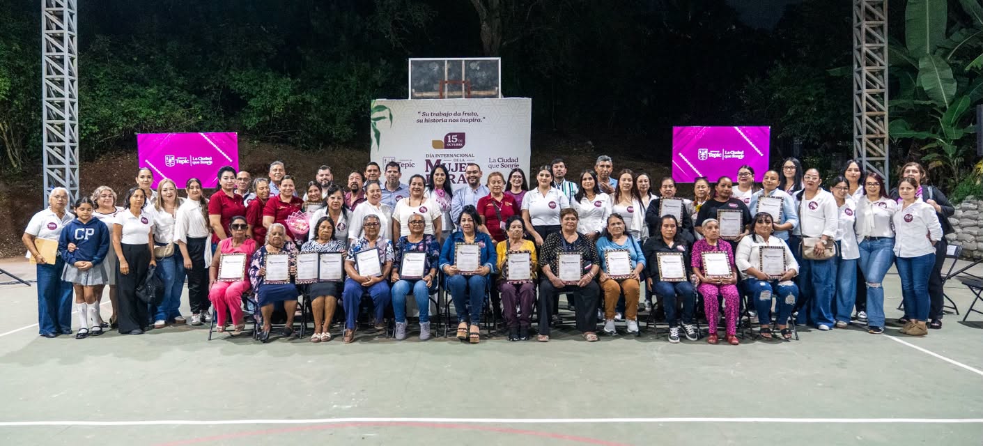 Tepic reconoce a 18 mujeres por su labor en las comunidades rurales