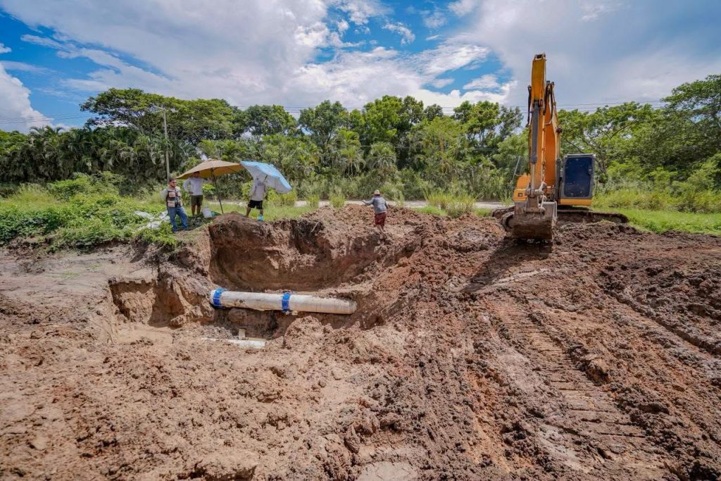 Bahía de Banderas amplía línea sanitaria para prevenir derrames de drenaje